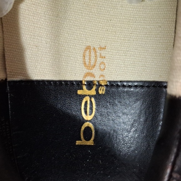 BEBE "CHARLIE" Sneakers. Sz. 6.5, Gold metallic and matte black. Small spot on - Picture 6 of 17